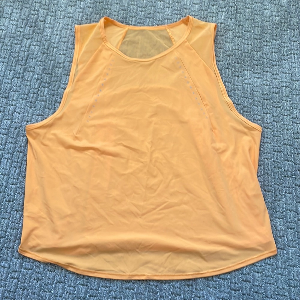 Lululemon tank